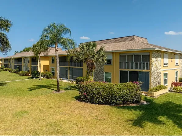 351 Charlemagne Blvd #101C, Naples, FL 34112