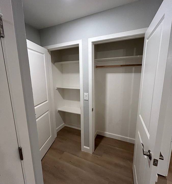 1st image of 896 Middle Ave #7