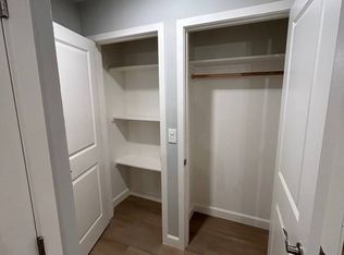 896 Middle Ave #7, Menlo Park, CA 94025