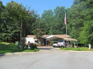 323 Easter Ln, Seneca, SC 29678