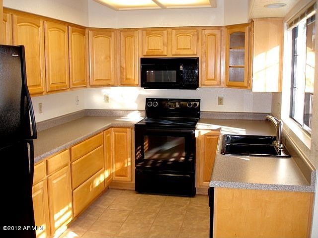 1st image of 6869 E Kelton Ln