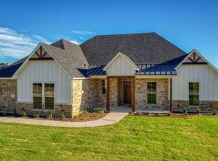 735 Thompson Rd, Weatherford, TX 76087