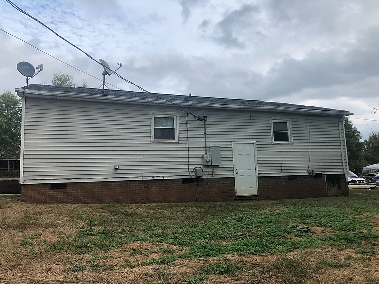 3605 Somerset Dr — Photo 12