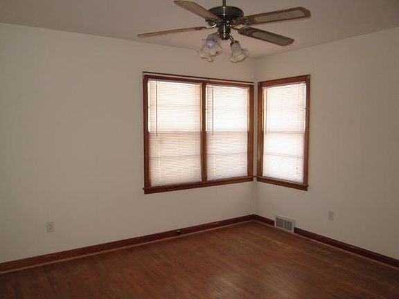 5th image of 3 Brelsford Ave