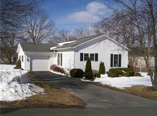 13 Spruce Acres, Penn Yan, NY 14527