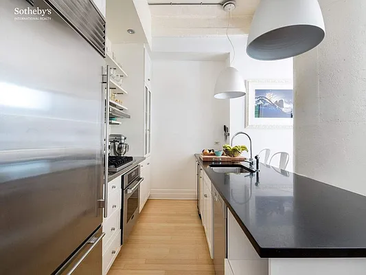 Sold by Sotheby's International Realty | media 2
