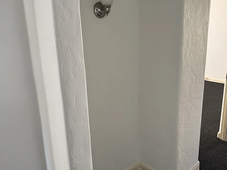 7940 Blackburn Ave #7940 — Photo 23
