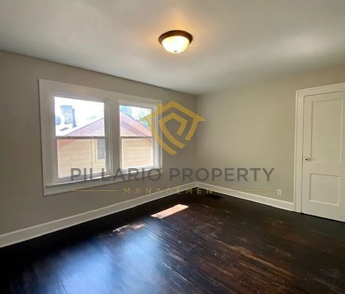 4515 N College Ave — Photo 13