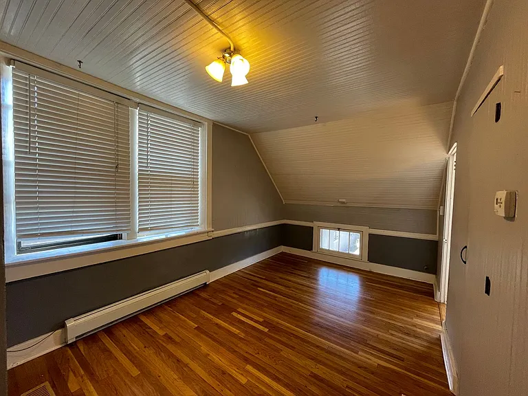 115 N Sherman St #1-5 — Photo 5