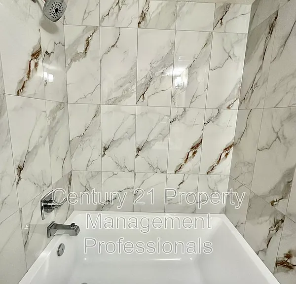 29th Ave NW #19135 — Photo 5
