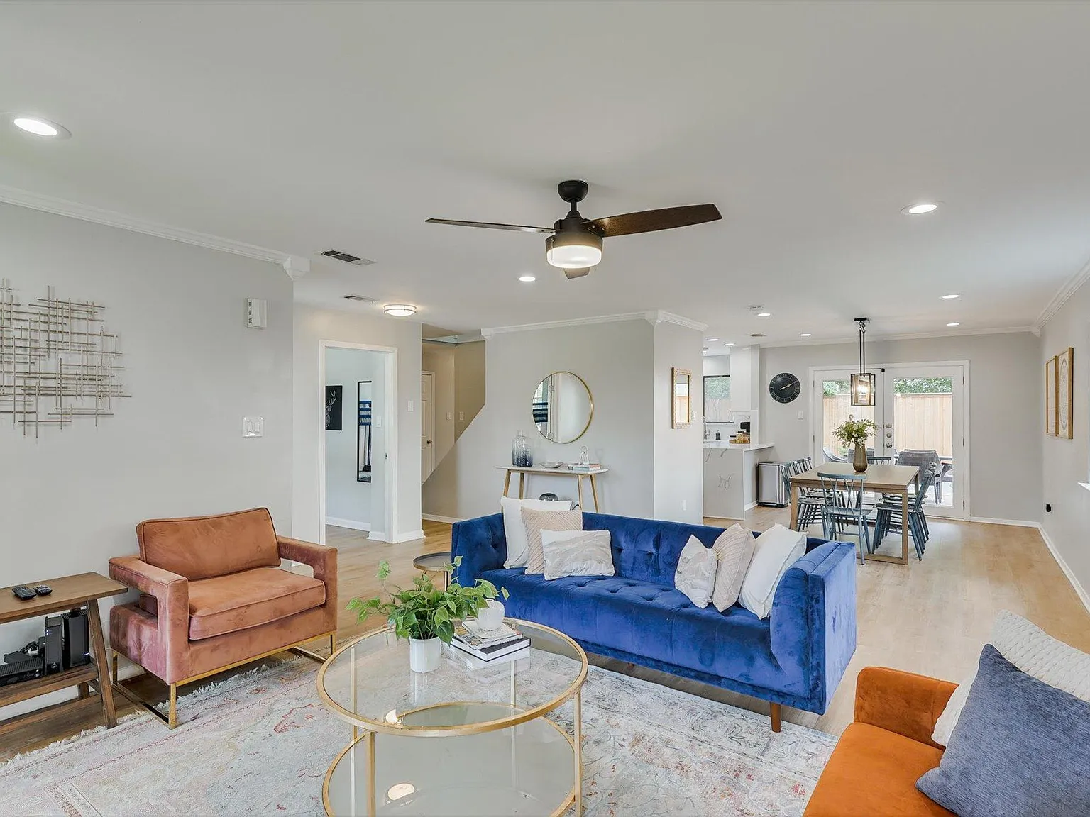 3209 Sailmaker Ln — Photo 2