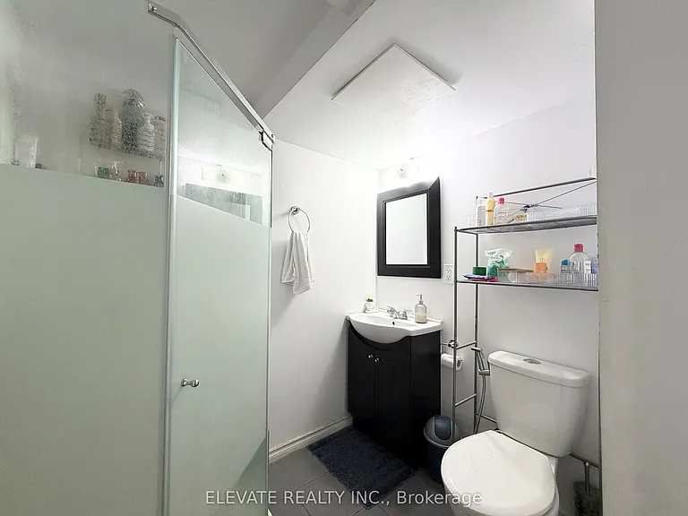 1556 Princelea Pl — Photo 15