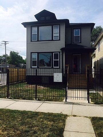 1st image of 12056 S La Salle St #1