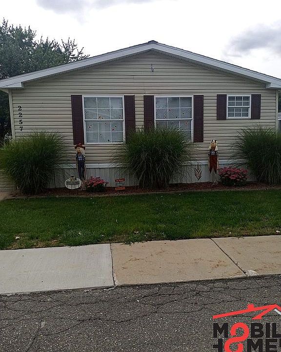 1st image of 2257 Gage Dr