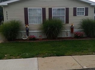2257 Gage Dr, Wixom, MI