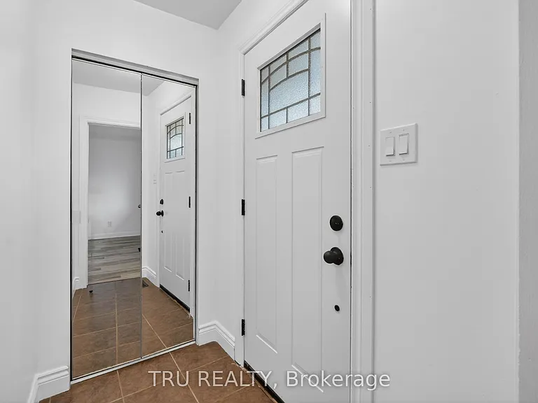 1889 Russell Rd #A — Photo 2