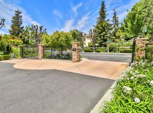 2324 Valley Terrace Dr, Simi Valley, CA 93065