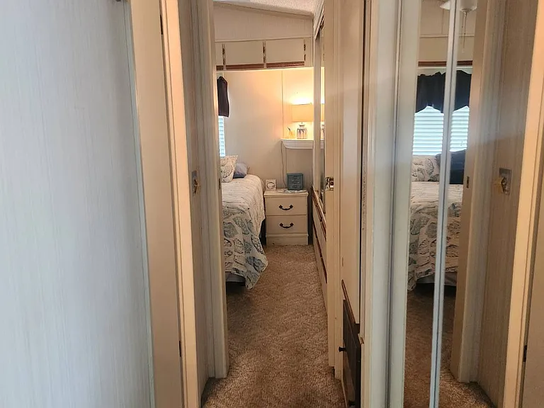 3943 Honolulu Dr — Photo 10