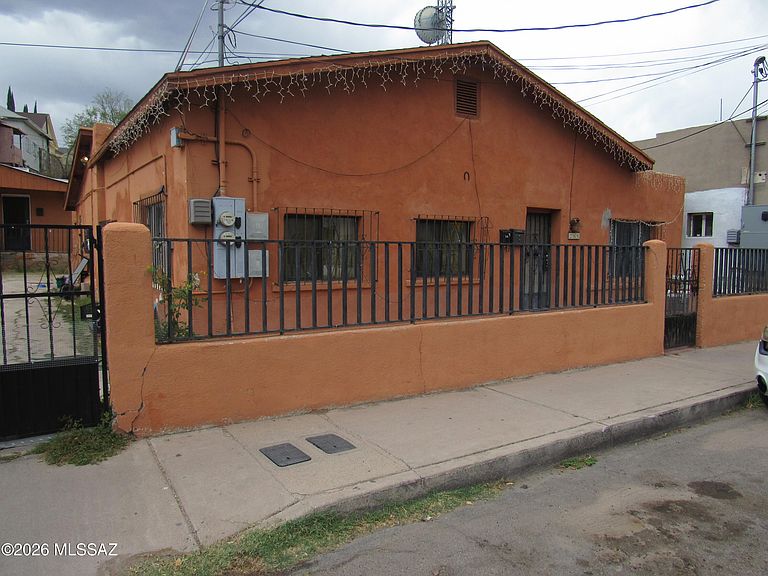 Listing photo