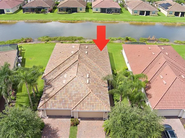 2042 Tamarron LN, NAPLES, FL 34120