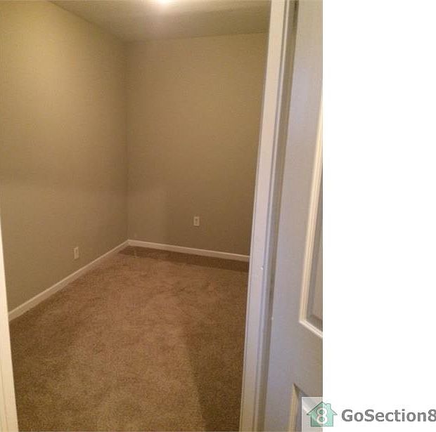 1st image of 5039 Aspen St