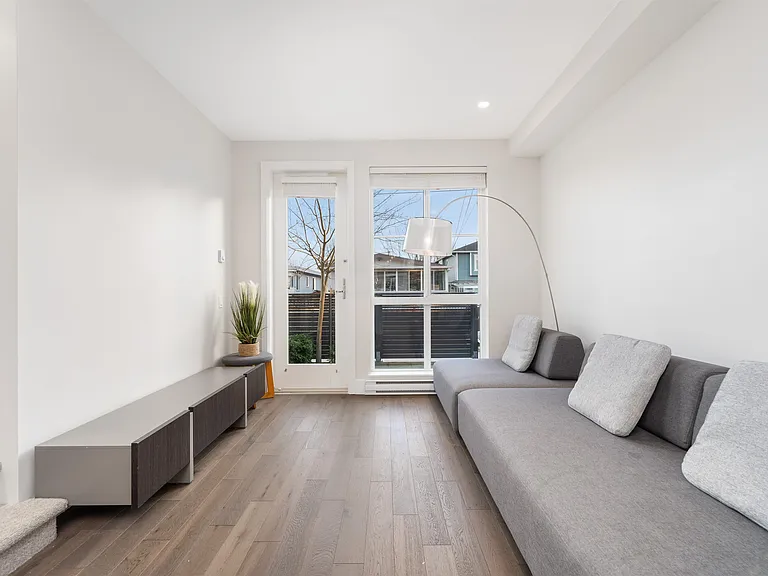 6 W 62nd Ave — Photo 8
