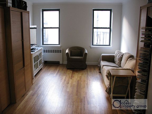 2nd image of 98 Park Ter E APT 6F