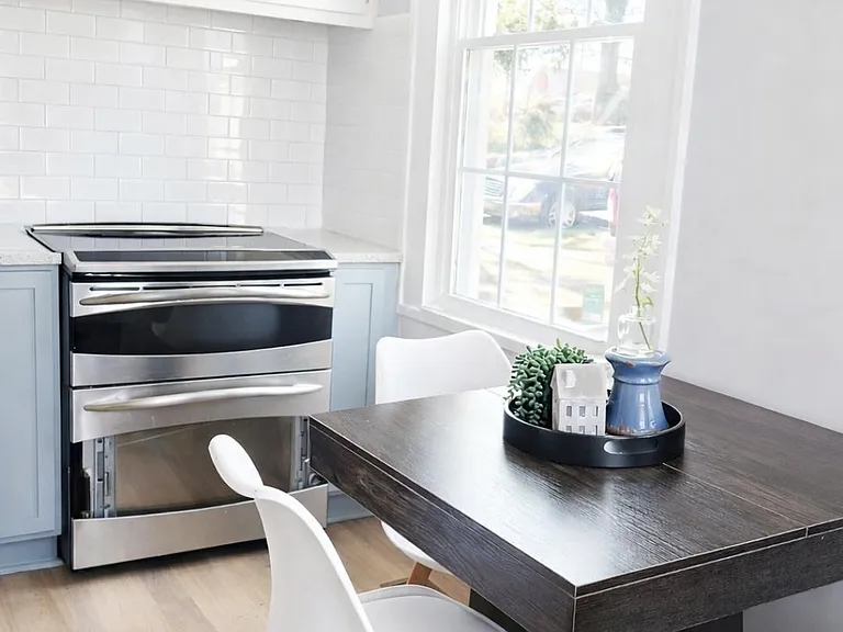 Kitchen Cooking Area