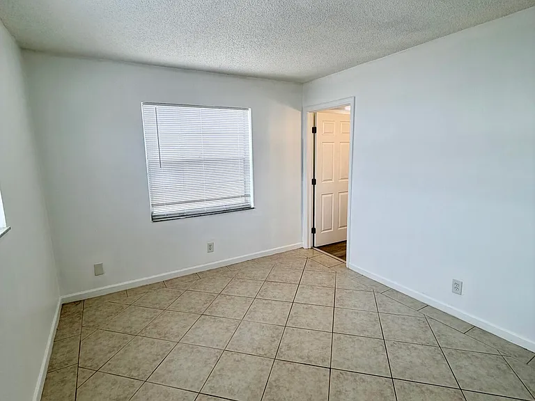 510 24th Ave N #401 — Photo 11