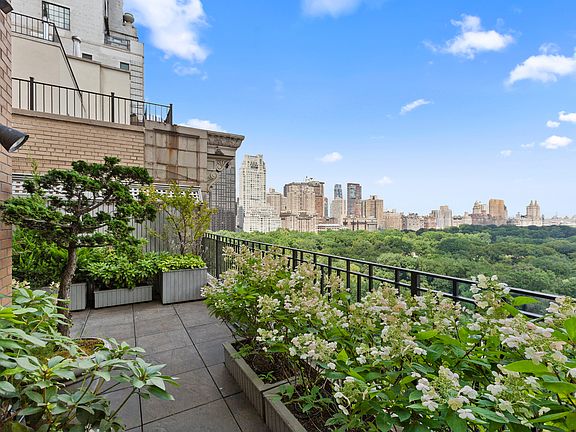 2nd image of 120 Central Park S #18BC