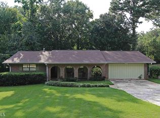 854 Rays Rd, Stone Mountain, GA 30083