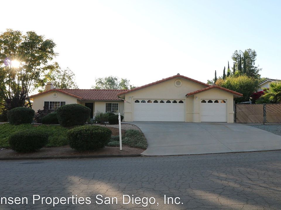 1st image of 26255 Bellemore Dr