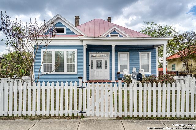 1st image of 1017 Hays St