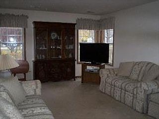 2nd image of 2944 Heatherwood Dr #A