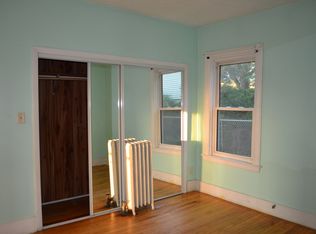 46 Harlem St #1, Worcester, MA 01610