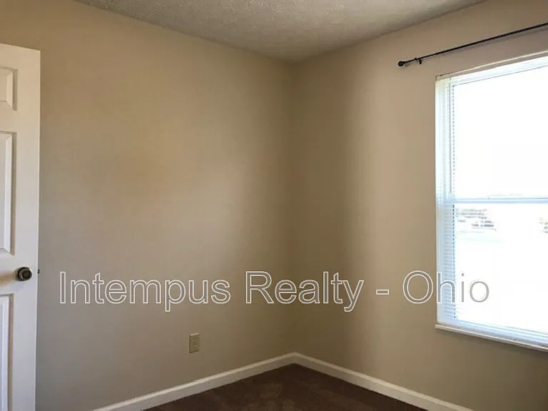 129 Lofton Cir — Photo 27