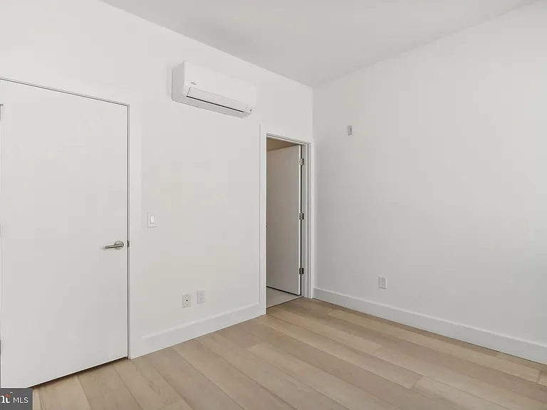 2406 Frankford Ave #12 — Photo 17