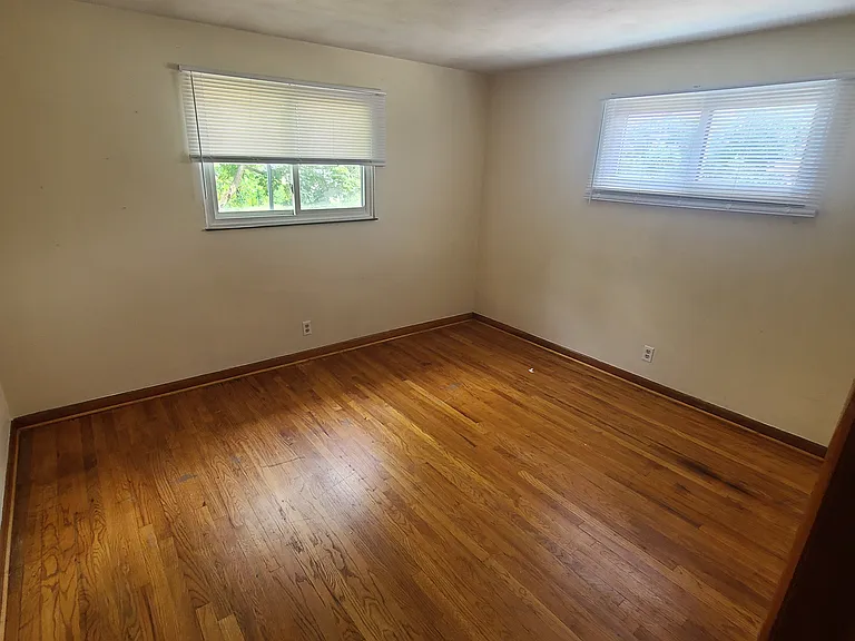 476 Graham Rd #4 — Photo 5