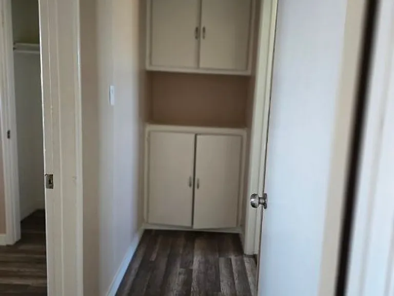 438 W Magnolia St — Photo 5