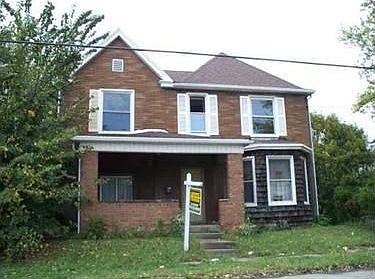 2nd image of 305 Ridge Ave