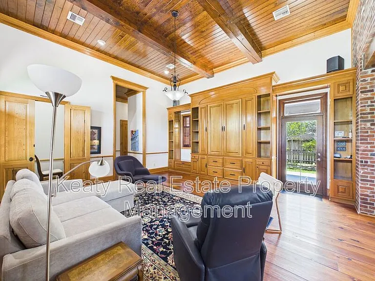 104 Studio Ct — Photo 15