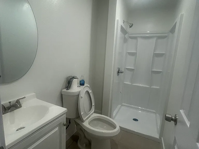1225 Frontage Rd — Photo 8