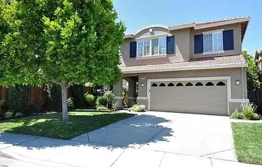 2755 Huff Dr — Photo 1