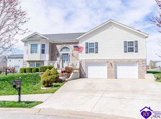 520 Concord Grape Way, Vine Grove, KY 40175