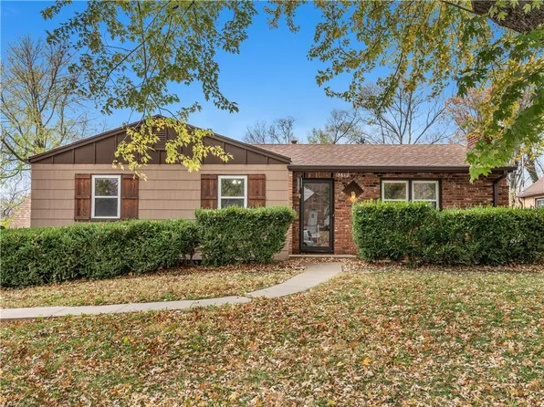 3612 N Walrond Ave, Kansas City, MO 64117
