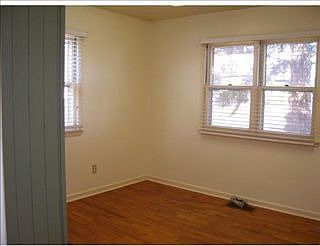 3rd image of 1708 Clark Ave