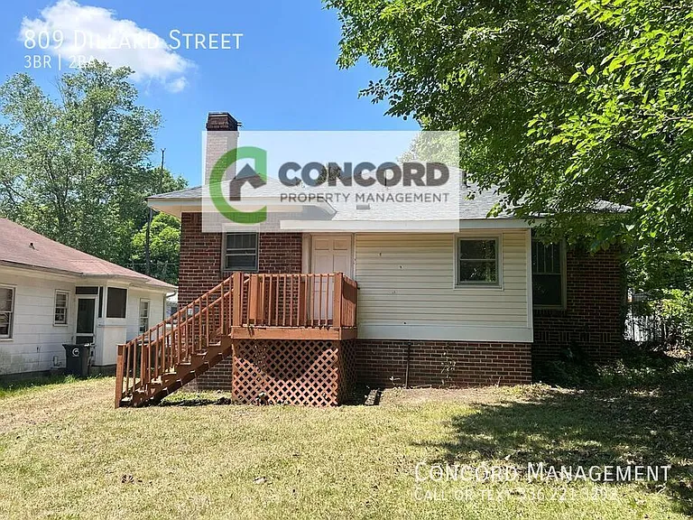 809 Dillard St — Photo 3