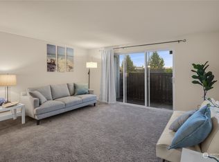 8021 234th St SW APT 205, Edmonds, WA 98026