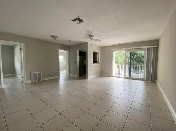 425 NE 7th Ave, Delray Beach, FL