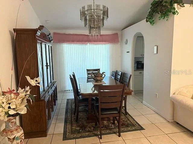 3 bed, 2.0 bath, 1879 sqft, $2,500 — Photo 4